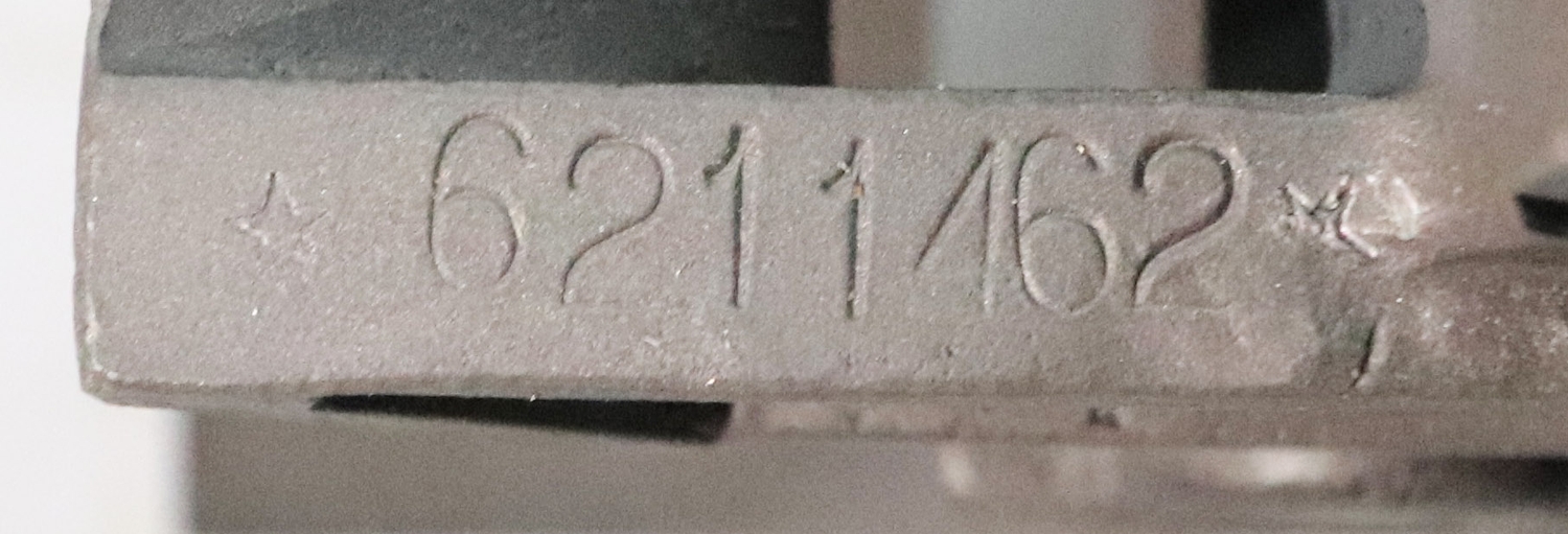 162_b.jpg