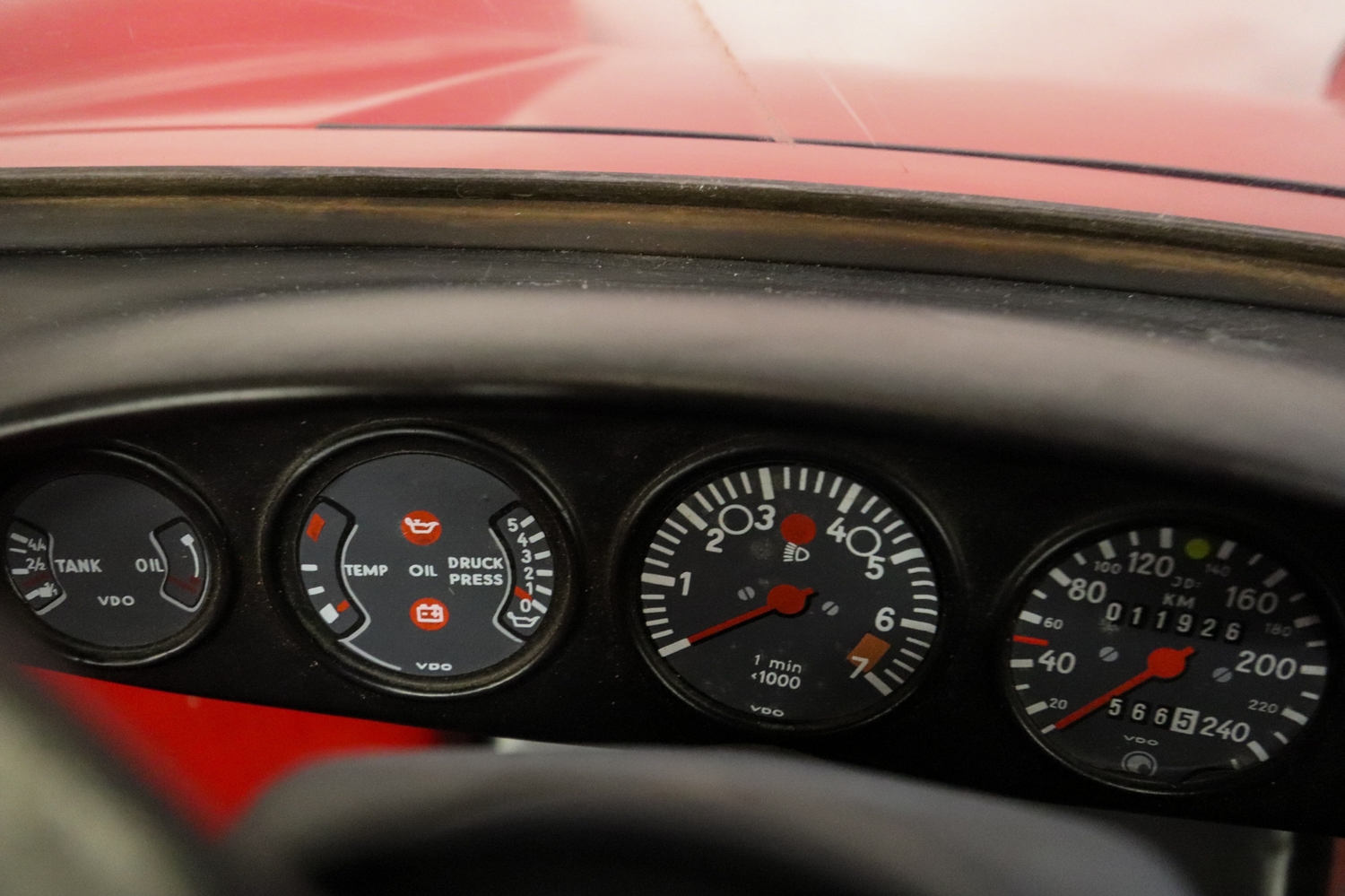 2144-c.jpg