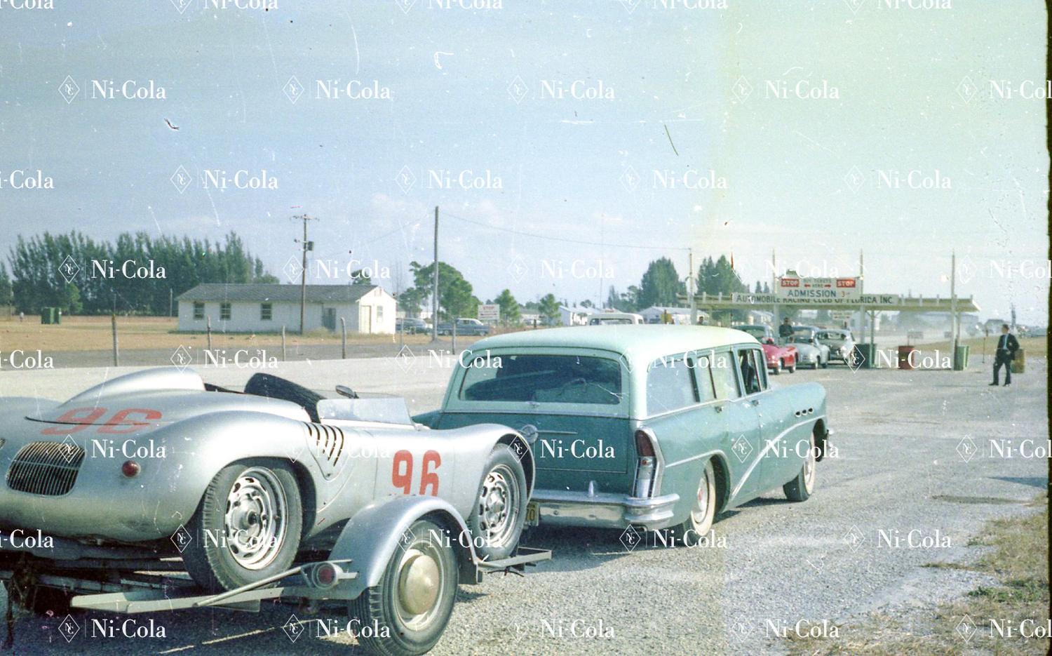 3046-j.jpg