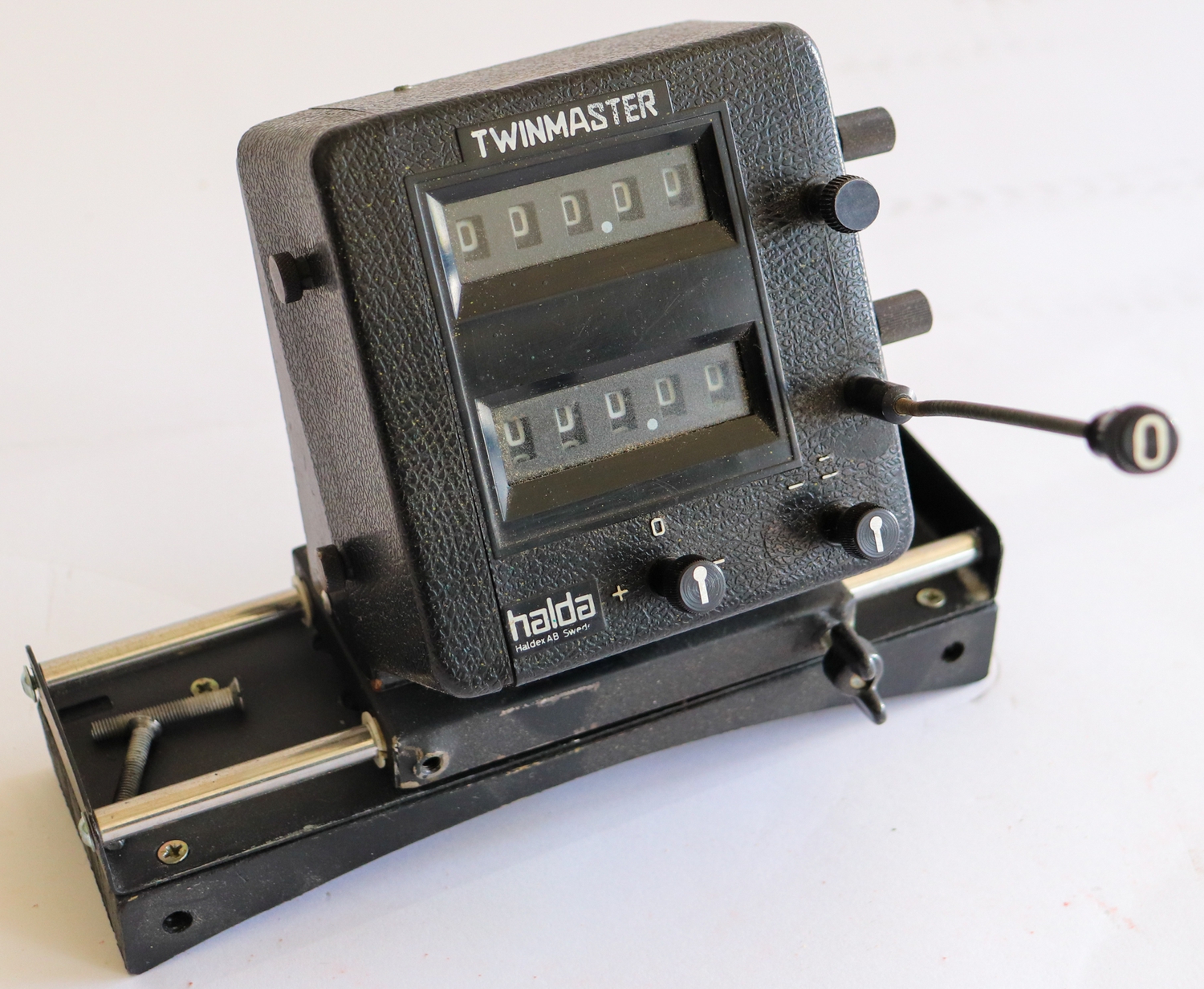 2582-b.jpg