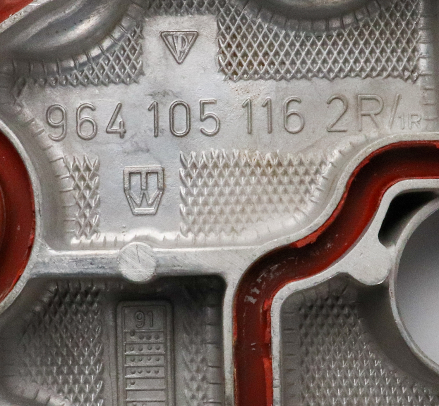 981-b.jpg