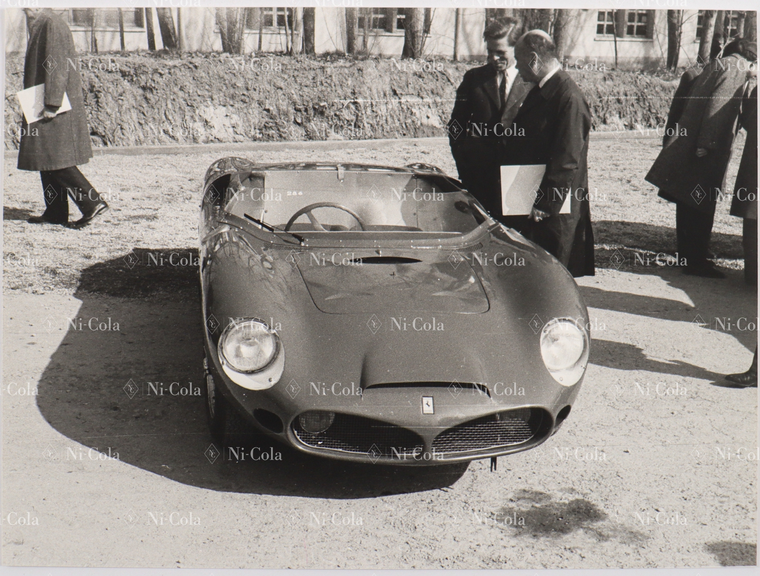 912-a.jpg