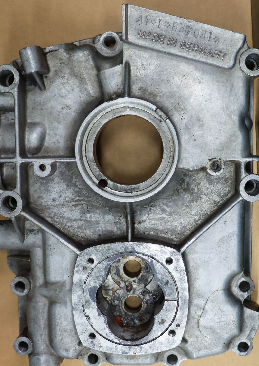 907-05.jpg