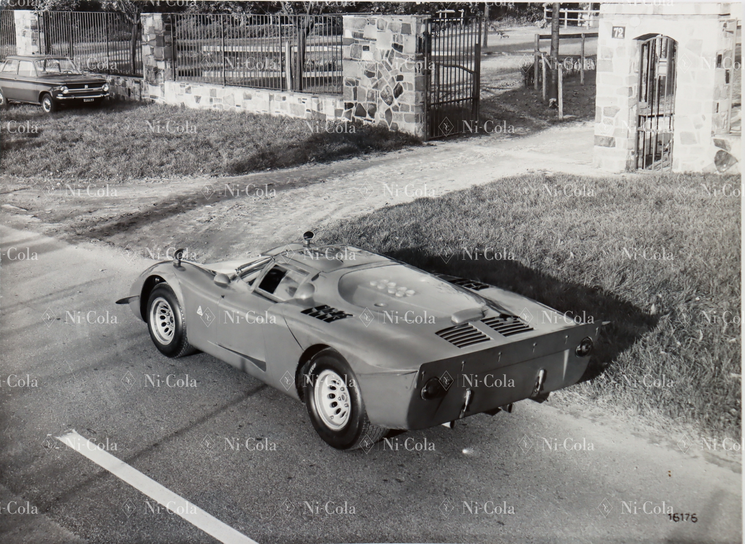 1152-a.jpg