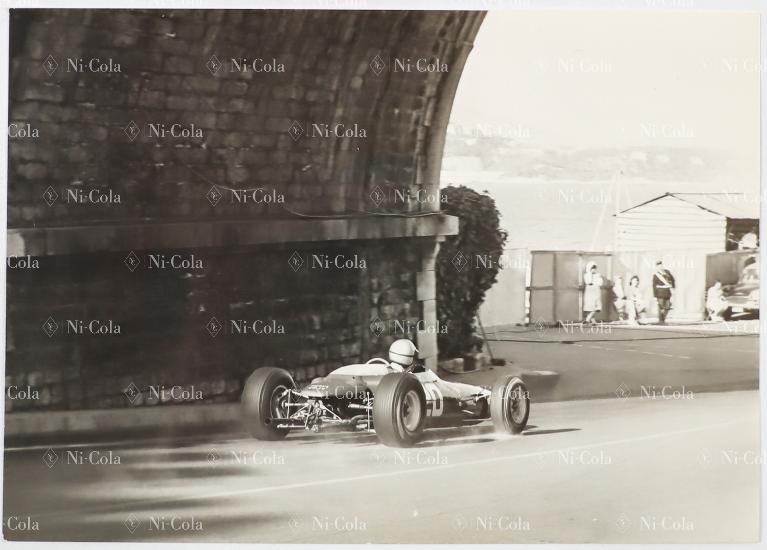 446-a.jpg
