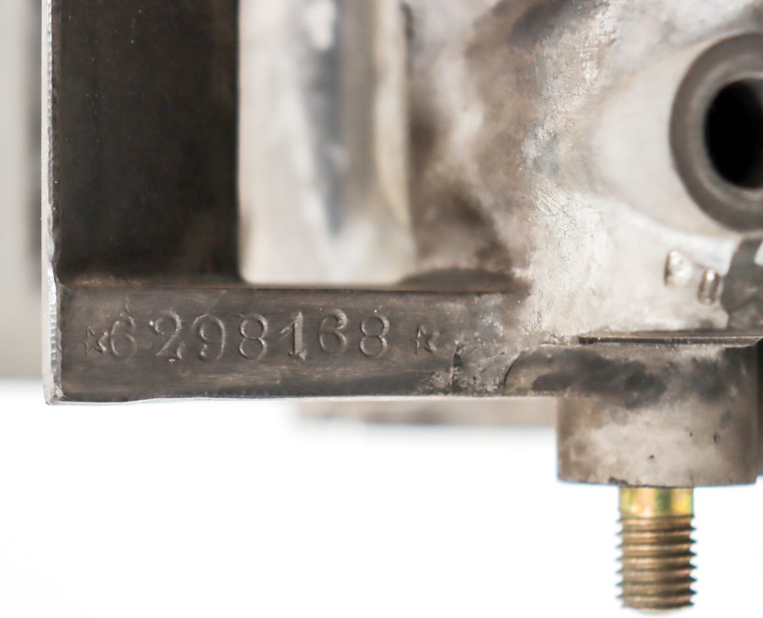 875-c.jpg